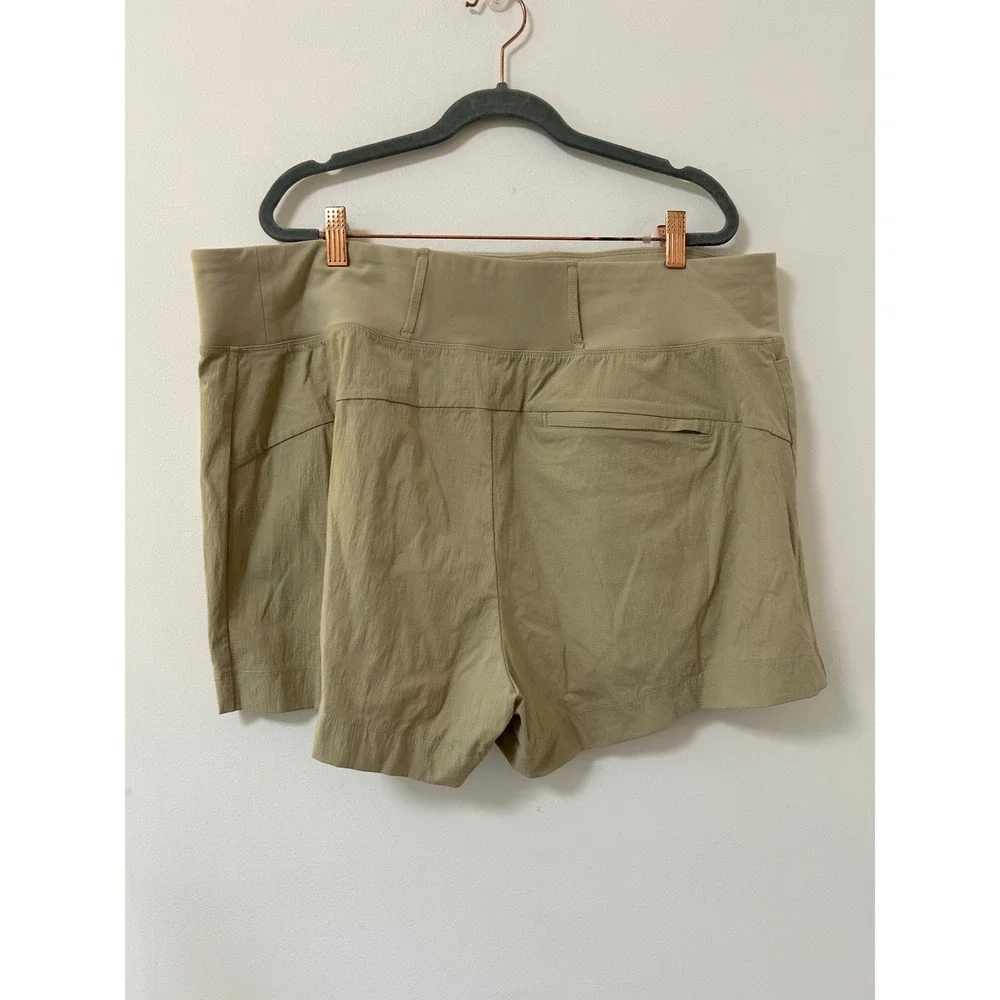 Athleta Trekkie North Short 18 Khaki Tan Hiking Outdoor Trail Travel Shorts